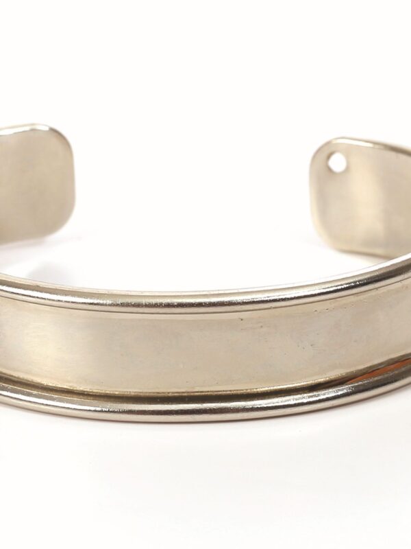 Bracelet silver colour