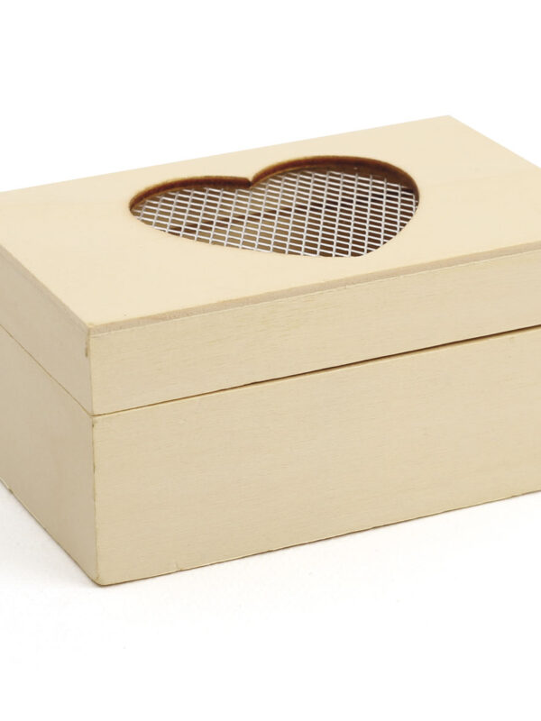 Wooden rectangular box with heart grid