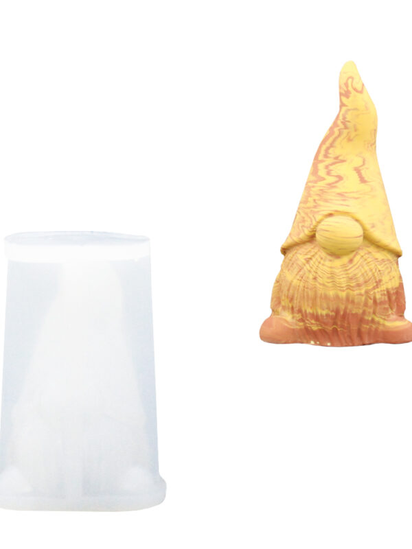 Silicone mould gnome