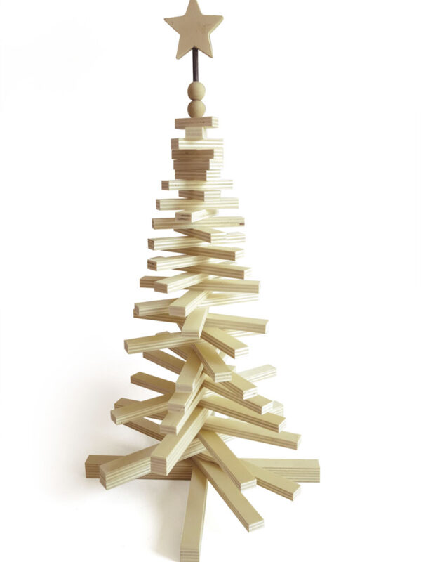 Wooden pine tree with slats 245 mm x 460 mm x 15 mm