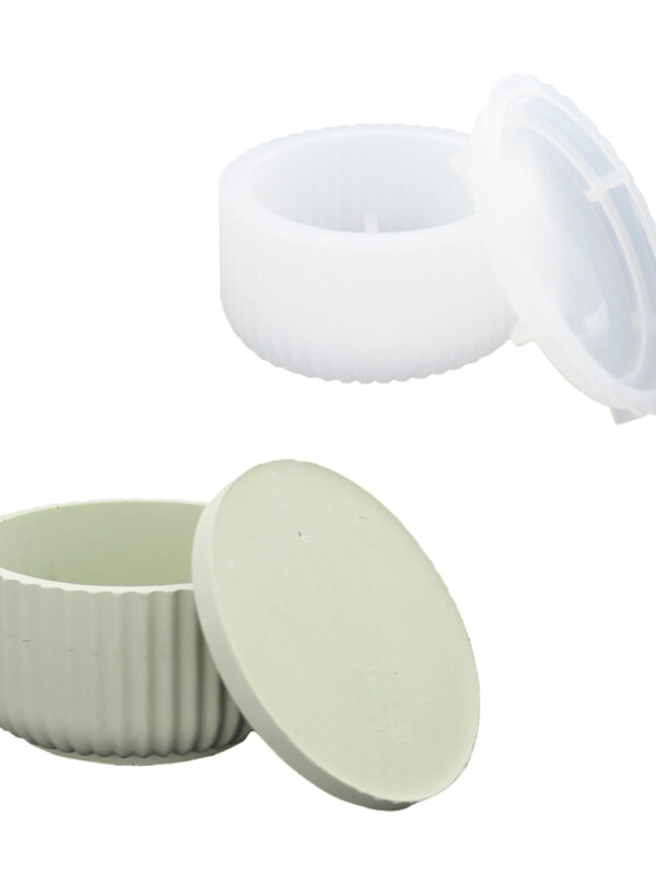 Silicone mould ribbed low pot with lid