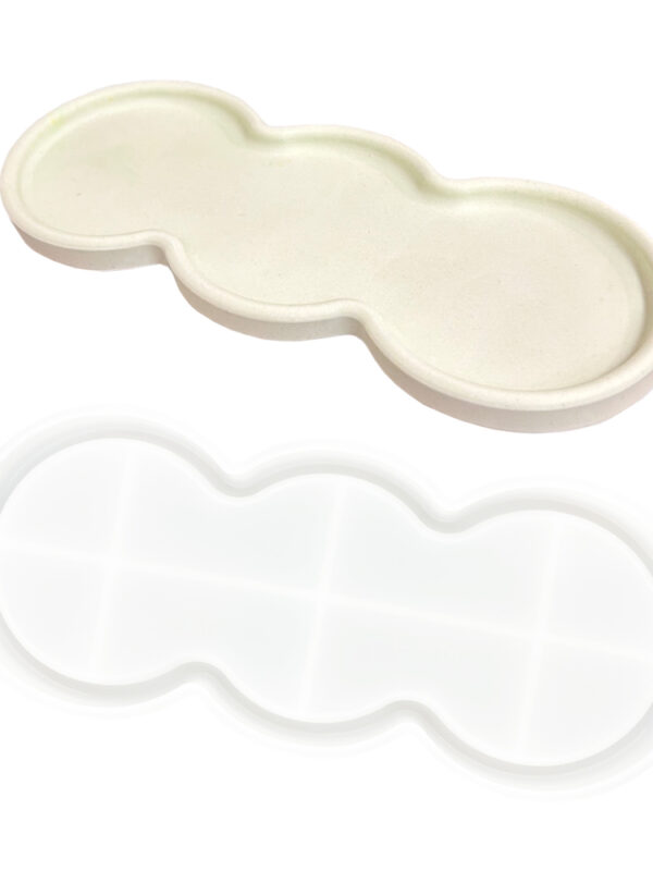 Silicone mould triple peanut-shaped dish