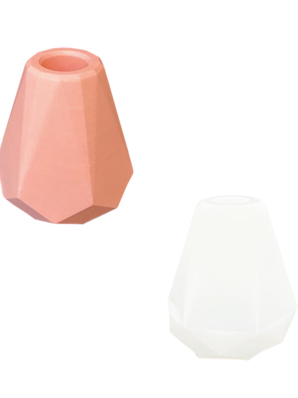 vase à facettes moulé en silicone