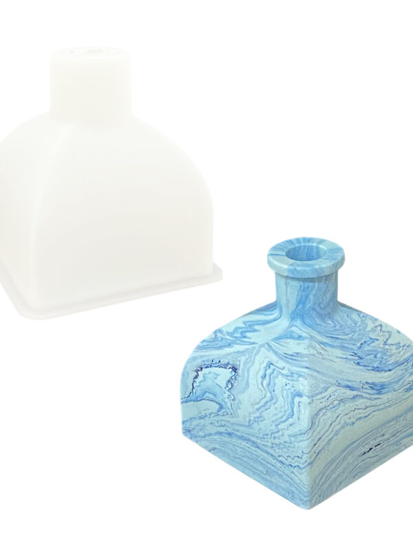 Silicone mould four-corner vase